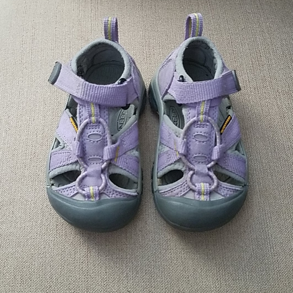 Toddler Keens